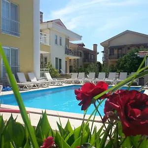 Karaca Hotel